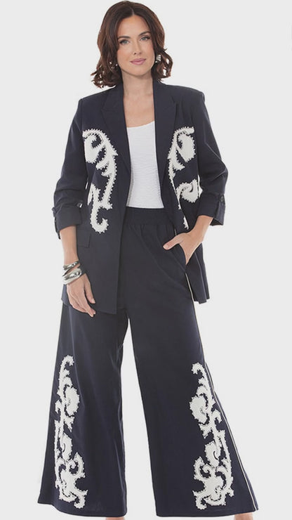 Love The Queen 17657-NVY Outfit